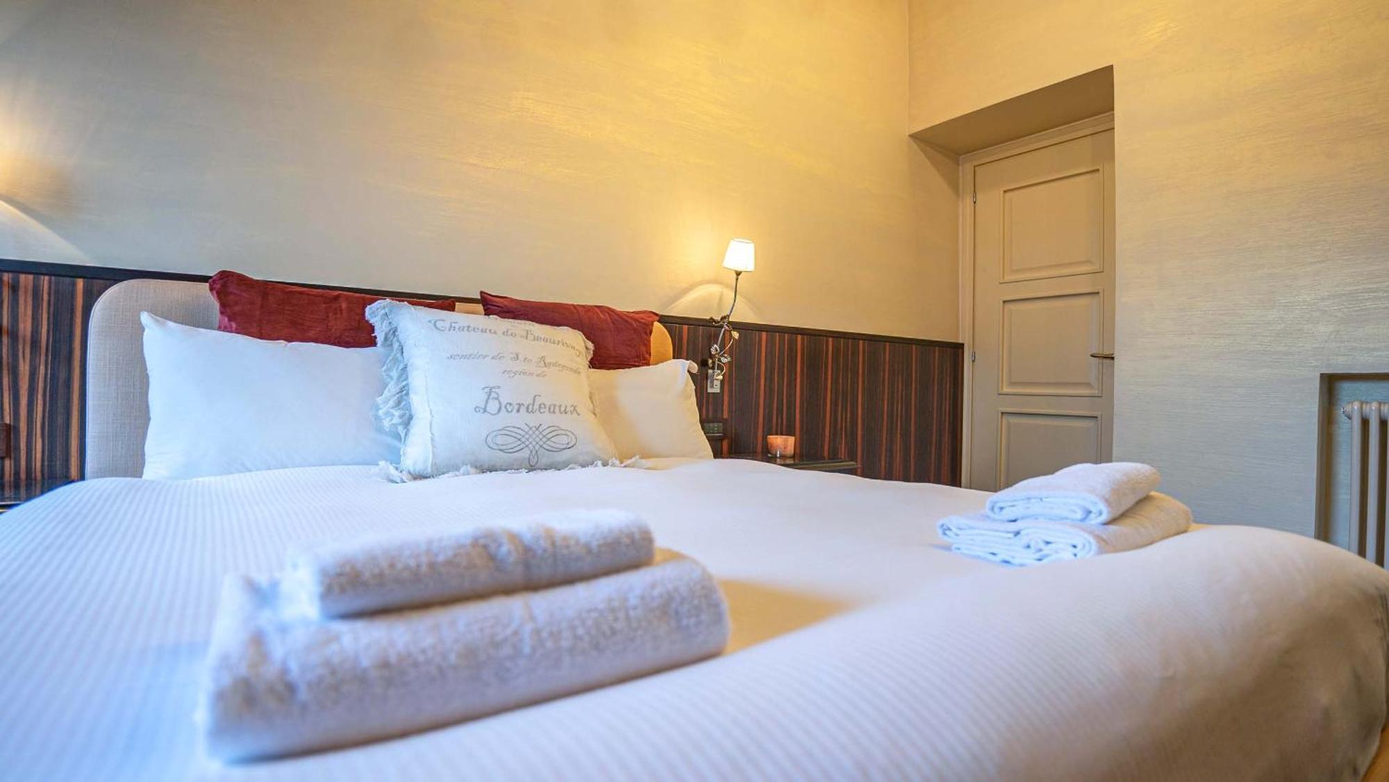 Piazza Venezia Charming Apartments With View Рим Екстер'єр фото