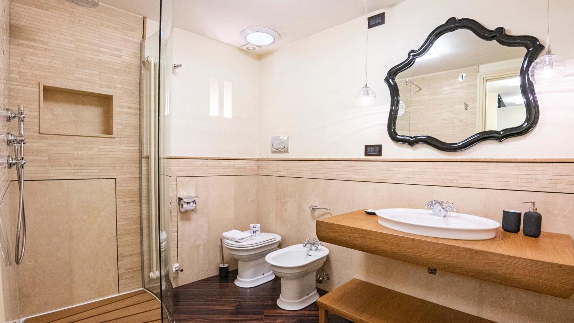 Piazza Venezia Charming Apartments With View Рим Екстер'єр фото