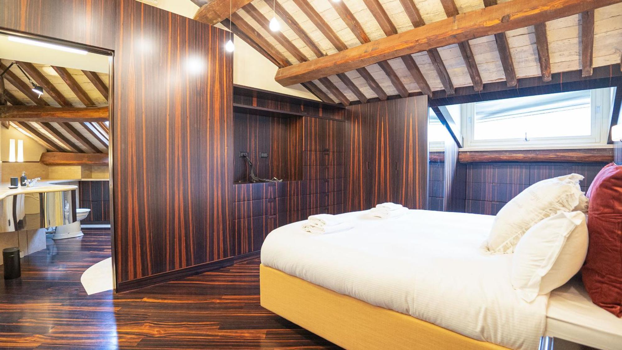 Piazza Venezia Charming Apartments With View Рим Екстер'єр фото