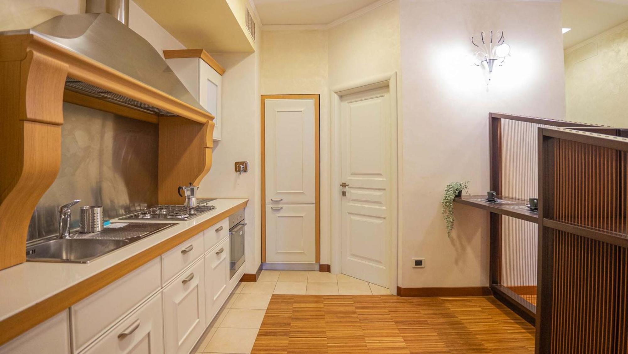 Piazza Venezia Charming Apartments With View Рим Екстер'єр фото
